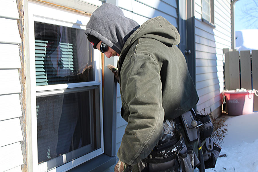 DIY vs professional install, DIY window installation, professional window installation
